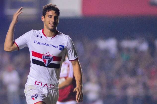 SPFC x River Plate SAO PAULO, Brazil - 04 13 2016: SAO PAULO X RIVER PLATE- Calleri of S?o Paulo celebrates goal during the match between S?o Paulo x River Plate, the group stage of the Copa Libertadores 2016, held at the Estadio Cicero Pompeu de Toledo, known as the Morumbi Stadium. (Photo: Mauricio Rummens FotoArena)  Maur?cioxRummens