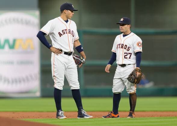13 April 2016: Houston Astros shortstop Carlos Correa (1) and Houston Astros second baseman Jose Altuve (27) during the MLB Baseball Herren USA game between the Kansas City Royals and Houston Astros at Minute Maid Park in Houston, TX. MLB: APR 13 Royals at Astros Icon16041315 EDITORIAL USE ONLY
