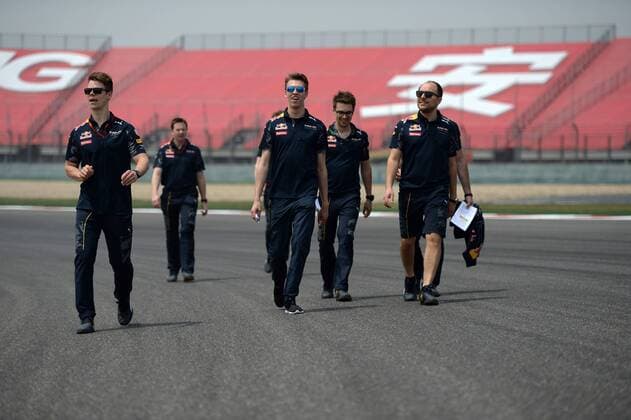 Chinese Grand Prix, Shanghai 14 - 17 April 2016 14.04.2016 - Daniil Kvyat (RUS) Red Bull Racing RB12 