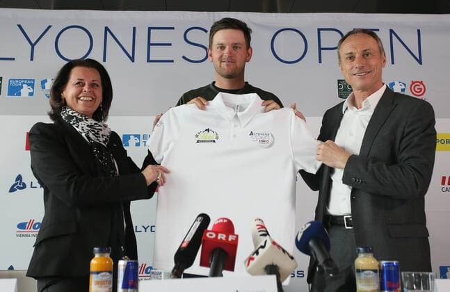 Golf, Lyoness Open, Pressekonferenz in Wien GOLF - Lyoness Open 2016 VIENNA,AUSTRIA,14.APR.16 - GOLF - PGA Golf Herren European Tour, Lyoness Open, Diamond Country Club, press conference PK Pressekonferenz Image shows head of public relation and corporate communication Silvia Kelemen (Lyoness Open Group), Bernd Wiesberger (AUT) and CEO Anton Schutti (Sporthilfe). GEPAxpictures xMarioxKneisl