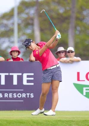April 13, 2016 - Lydia Ko hits her tee shot on the 8th hole during the first round of the Lotte Championship presented by Hershey at Ko Olina Golf Club in Kapolei, HI LPGA Golf Damen Golf 2016: Lotte Championship APR 13 - ZUMAc04_