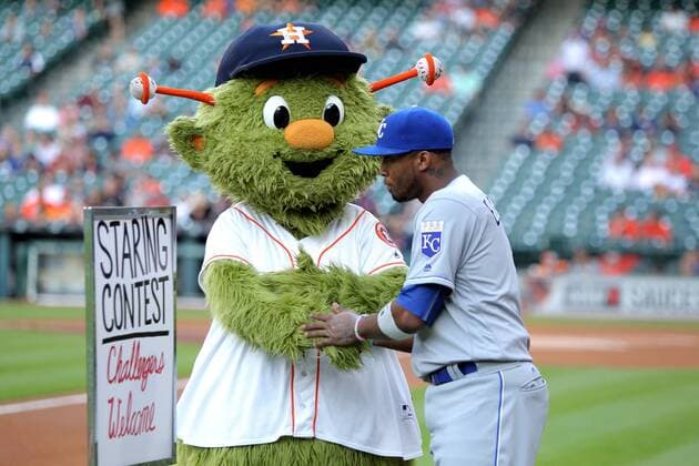 APR 14 2016: Kansas City Royals shortstop Alcides Escobar (2) has a light moment with Orbit, the Houston Astros mascot, prior to the MLB Baseball Herren USA baseball game between the Houston Astros and the Kansas City Royals from Minute Maid Park in Houston, TX. Credit image: MLB 2016: Royals vs Astros APR 14 - ZUMAc04_