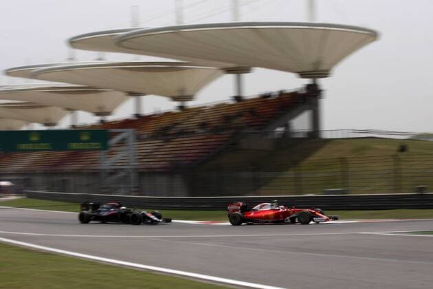 Chinese Grand Prix, Shanghai 14 - 17 April 2016 15.04.2016 - Free Practice 1, Fernando Alonso (ESP) McLaren Honda MP4-31 and Kimi Raikkonen (FIN) Scuderia Ferrari SF16-H 