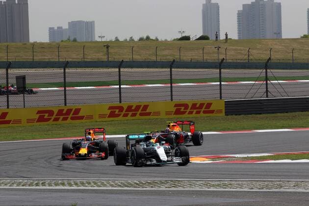 Chinese Grand Prix, Shanghai 14 - 17 April 2016 15.04.2016 - Free Practice 1, Nico Rosberg (GER) Mercedes AMG F1 W07 Hybrid leads Daniel Ricciardo (AUS) Red Bull Racing RB12 and Daniil Kvyat (RUS) Red Bull Racing RB12 