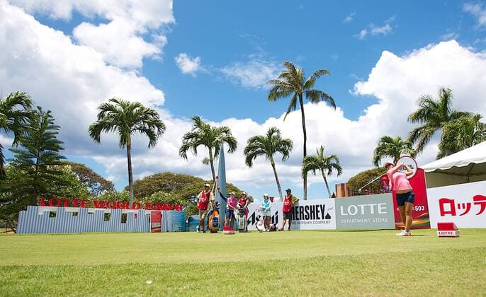 April 15, 2016 - Sei Young Kim hits her tee shot on the 1st hole during the third round of the Lotte Championship presented by Hershey at Ko Olina Golf Club in Kapolei, HI LPGA Golf Damen Golf 2016: Lotte Championship APR 15 - ZUMAc04_