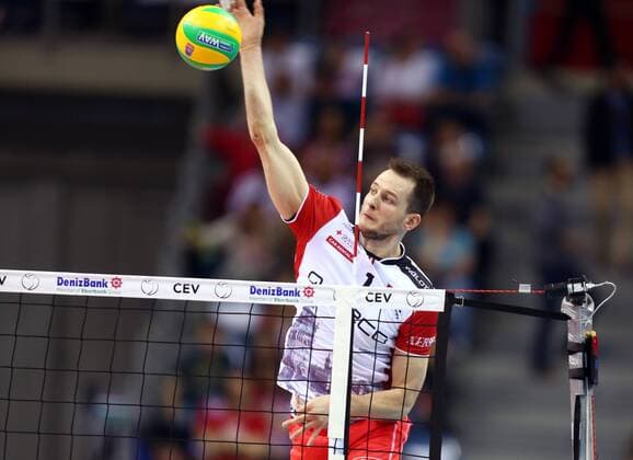 Volleyball, Champions League, Final 4 in Krakau KRAKOW , TAURON ARENA 16.04.2016 BARTOSZ KUREK ( ASSECO ) 16.04.2016 VOLLEYBALL MEN S CEV DENIZBANK CHAMPIONS LEAGUE FINAL FOUR SEMI-FINAL ASSECO RESOVIA RZESZOW - ZENIT KAZAN SEASON 2015 2016  160416MIN003
