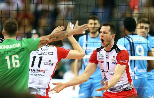 Volleyball, Champions League, Final 4 in Krakau KRAKOW , TAURON ARENA 16.04.2016 RADOSC KRZYSZTOF IGNACZAK ( ASSECO ) FABIAN DRZYZGA ( ASSECO ) BARTOSZ KUREK ( ASSECO ) 16.04.2016 VOLLEYBALL MEN S CEV DENIZBANK CHAMPIONS LEAGUE FINAL FOUR SEMI-FINAL ASSECO RESOVIA RZESZOW - ZENIT KAZAN SEASON 2015 2016 MICHAL NOWAK NEWSPIX.PL --- Newspix.pl  160416MIN027