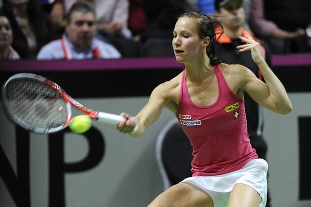 16.04.2016. Messe Luzern, Lucerne, Switzerland. Fed Cup Semi Final. Switzerland Versus Czech Republic. Viktorija Golubic in action in the match between Viktorija Golubic of Switzerland and Karolina Pliskova of the Czech Republic xDavidxEmmx  ActionPlus11728669