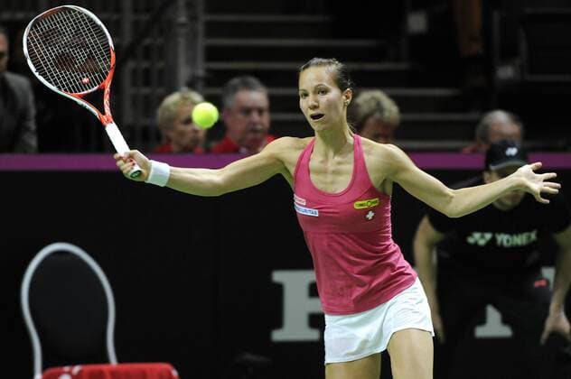 16.04.2016. Messe Luzern, Lucerne, Switzerland. Fed Cup Semi Final. Switzerland Versus Czech Republic. Viktorija Golubic in action in the match between Viktorija Golubic of Switzerland and Karolina Pliskova of the Czech Republic xDavidxEmmx  ActionPlus11728672