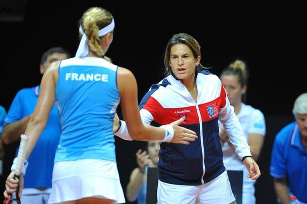 Amelie Mauresmo (FRA) Kristina Mladenovic (FRA) TENNIS : Fed Cup - FRA vs Niederlande - 16 04 16 TennisMagazine Panoramic 