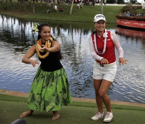 April 16, 2016 - Minjee Lee celebrates after winning the LPGA Golf Damen LOTTE Championship at the Ko Olina Country Club in Kapolei, HI. - LPGA Tour: LOTTE Championship APR16 - ZUMAc04_