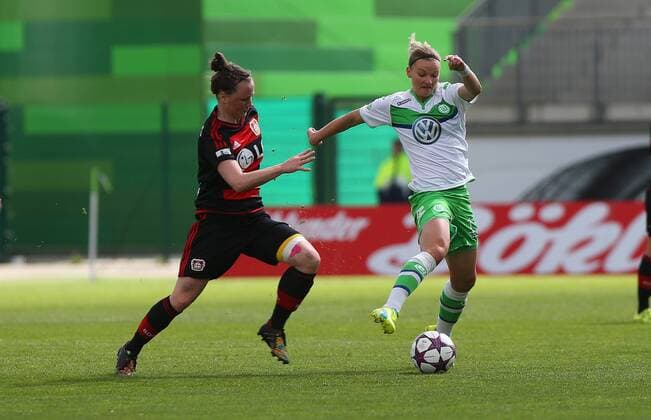 Wolfsburg VfL vs Leverkusen, Frauen Wolfsburg, Deutschland. 17.04.2016, FUßBALL - VfL Wolfsburg vs Byer 04 Leverkusen, 1. Allianz Frauen Bundesliga, Saison 2015 16. Bild zeigt: Alexandra Popp (VfL Wolfsburg),