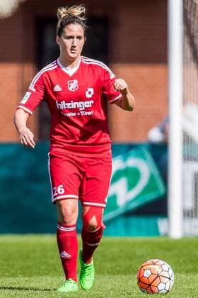Laura Vetterlein (SC Sand, 26) Freisteller, Einzelbild, Aktion, Action, Fussball, Allianz Frauen-Bundesliga, SV Werder Bremen - SC Sand, xdgx