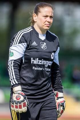 Torhütern Kristina Kober (Torwart, SC Sand, 25) in Nahaufnahme, Großaufnahme, Portrait, Porträt, Fussball, Allianz Frauen-Bundesliga, SV Werder Bremen - SC Sand, xdgx