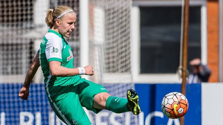 Pia-Sophie Wolter (SV Werder Bremen, 10) Freisteller, Einzelbild, Aktion, Action, Fussball, Allianz Frauen-Bundesliga, SV Werder Bremen - SC Sand, xdgx