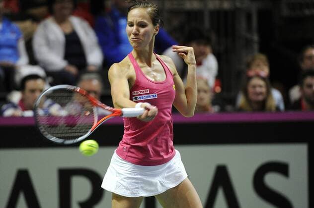 17.04.2016. Messe Luzern, Lucerne, Switzerland. Fed Cup Semi Final. Switzerland Versus Czech Republic. Viktorija Golubic in action in the match between Viktorija Golubic of Switzerland and Barbora Strycova of the Czech Republic xDavidxEmmx  ActionPlus11729306