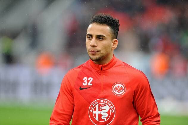Leverkusen Aenis Ben-Hatira ( Eintracht Frankfurt ) 16.04.2016 --- Fussball --- 1. Bundesliga --- Bayer 04 Leverkusen vs Eintracht Frankfurt Foto : Thomas Thienel Eibner Copyright: Thienel Eibner-Pressefoto EP_TTL