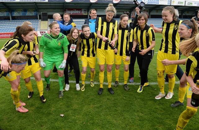 Lierse s players pictured celebrating after winning the Cup after a soccer game between Lierse SK and RSC Anderlecht, the women s cup final in Westerlo, Sunday 17 April 2016. DAVIDxCATRY  x04833835x
