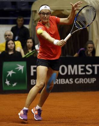 Belgian Kirsten Flipkens pictured in action during the women s tennis match between Belgian Kirsten Flipkens WTA Tennis Damen 60) and Serbian Jovana Jaksic (WTA 185), game four of the World Group II Play-offs of the Fed Cup Europe Africa Group I, in Belgrade, Serbia, Sunday 17 April 2016. SRDJANxSTEVANOVIC  x04833827x