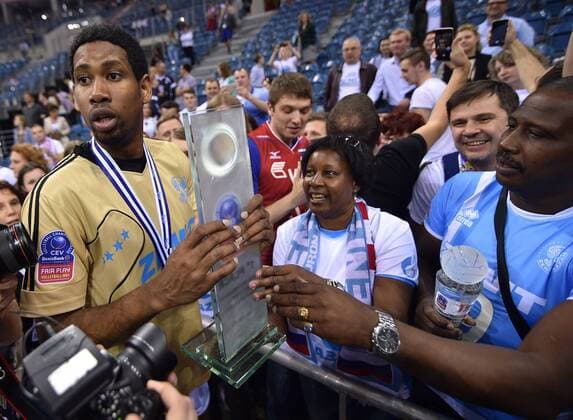 2016.04.17 Krakow Men volleyball 2016 CEV DenizBank Volleyball Champions League Final Four Zenit Kazan - Trentino Diatec Wilfredo LEON VENERO ojciec Wilfredo Leon Hechavarria matka Alina Venero Boza dziewczyna Malgorzata Gronkowska  20160417LUK226