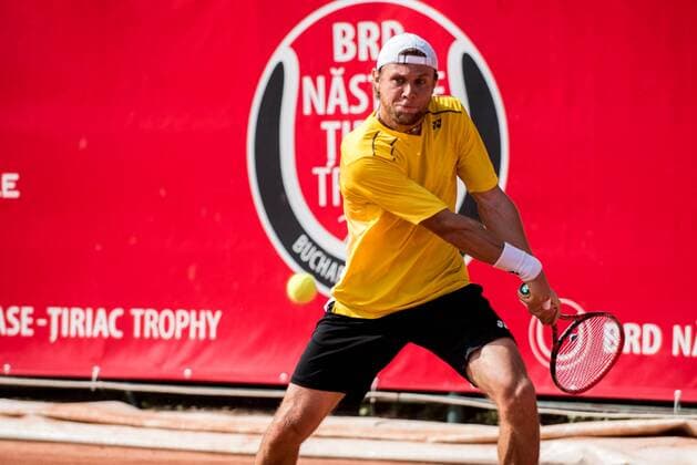 Tennis - ATP Tennis Herren 250 World Tour - ATP Tournament BRD Nastase Tiriac Trophy 2016 APR 2016 April 17, 2016: Radu Albot (MDA) during the ATP Tournament BRD Nastase Tiriac Trophy 2016 at BNR Arenas in Bucharest, Romania ROU.