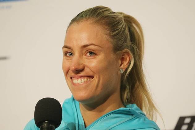 Porsche Tennis Grand Prix Stuttgart 18.04.2016 Deutschland Porsche Tennis Grand Prix Frauen Stuttgart Pressegespräch mit Angelique Kerber (GER).