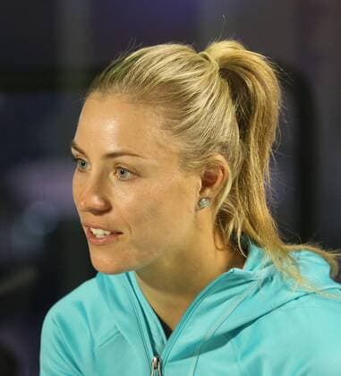 Porsche Tennis Grand Prix Stuttgart 18.04.2016 Deutschland Porsche Tennis Grand Prix Frauen Stuttgart Pressegespräch mit Angelique Kerber (GER).