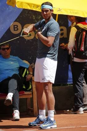 BARCELONA -april 18- SPAIN: Rafa Nadal training during the Open Banc Sabadell, 64 Trophy Conde de Godo, played on the RCT Barcelona1899, on april 18, 2016. Photo: Joan Valls Urbanandsport Cordon Press  xJoanxValls Urbanandsportx xBARCELONA-OPEN-BANC-SABADELL-TENNISx