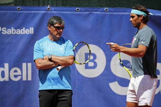 BARCELONA -april 18- SPAIN: Rafa Nadal and his trainer, Toni Nadal, in the training during the Open Banc Sabadell, 64 Trophy Conde de Godo, played on the RCT Barcelona1899, on april 18, 2016. Photo: Joan Valls Urbanandsport Cordon Press  xJoanxValls Urbanandsportx xBARCELONA-OPEN-BANC-SABADELL-TENNISx
