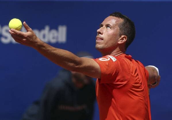 Tennis, Barcelona Open, Philipp Kohlschreiber - Pablo Carreno German tennis player Philipp Kohlscreiber serves to Spanish Pablo Carreno during their Barcelona Open Banc Sabadell Conde de Godo Trophy second round match held in Barcelona, Spain, on 20 April 2016. Kohlscreiber won 6-2 y 6-1. EFE Toni Albir Barcelona Open Banc Sabadell Conde de Godo Trophy !ACHTUNG: NUR REDAKTIONELLE NUTZUNG!  20160420-635967621506568270