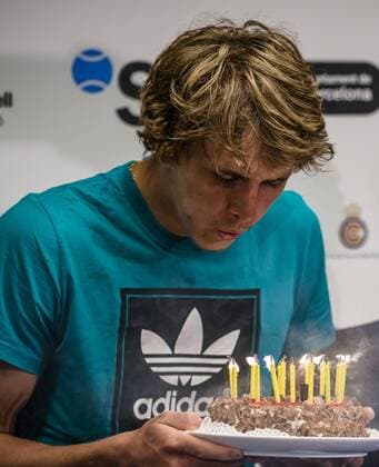 April 20, 2016 - Barcelona, Catalonia, Spain - ALEXANDER ZVEREV (GER) receives a birthday cake for his 19th birthday during a press conference PK Pressekonferenz after his victory over Thomaz Belluci (BRA) during the 2nd round of the Barcelona Open Banc Sabadell 2016. Zverev wins in three sets 6-3, 6-7, 7-5 Alexander Zverev Press Conference - Round Two Barcelona Open - ZUMAo105