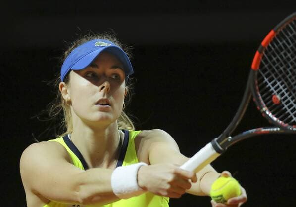 Alize CORNET, FRA in Aktion Halbfigur, Freisteller , Aktion, Einzelbild, Portrait, Porträt, Turnier WTA Tennis Damen Damen Tennis Grand Prix Porsche in Stuttgart , 20.04.2016