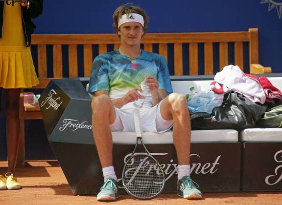 BARCELONA -april 20- SPAIN: Alexander Zverev during the match against Thomaz Bellucci, corresponding to the third round of the Open Banc Sabadell, 64 Trophy Conde de Godo, played on the RCT Barcelona1899, on april 20, 2016. Photo: Joan Valls Urbanandsport Cordon Press  xJoanxValls Urbanandsportx xBARCELONA-OPEN-BANC-SABADELL-TENNISx