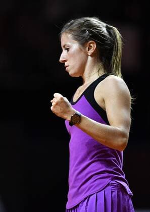 Annika Beck (GER) Jubel jubelt über gewonnenen Punkt Tennis Damen 20.04.2016 Porsche Tennis Grand Prix GP Stuttgart 2016 Porsche-Arena 16.04.-24.04.2016 Porsche Tennis Grand Prix Stuttgart 2016