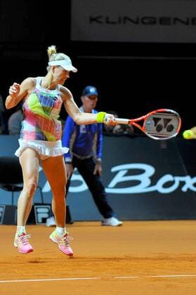 Angelique KERBER (GER). Deutschland, Stuttgart: Tennis, Porsche Tennis Grand Prix, Achtelfinale am 20.04.2016, Porsche-Arena.