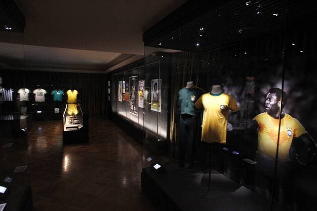 Pele, el Rey de Futbol - Pele, König des Fußballs - Ausstellung im Museo de la Moda in Santiago de Chile 