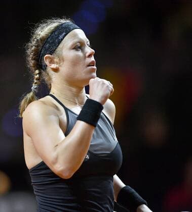 Laura Siegemund (GER) Jubel jubelt nach gewonnenem Punkt Gestik, Geste Faust geballt Tennis Damen 21.04.2016 Porsche Tennis Grand Prix GP Stuttgart 2016 Porsche-Arena 16.04.-24.04.2016 Porsche Tennis Grand Prix Stuttgart 2016