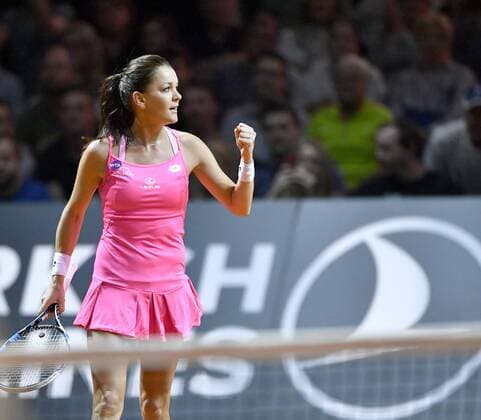 Agnieszka RADWANSKA (POL) Schlussjubel Jubel jubelt über gewonnenes Match ballt Faust Tennis Damen 21.04.2016 Porsche Tennis Grand Prix GP Stuttgart 2016 Porsche-Arena 16.04.-24.04.2016 Porsche Tennis Grand Prix Stuttgart 2016