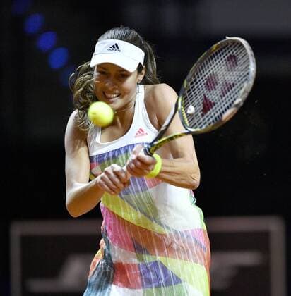Ana Ivanovic (SRB) Aktion Tennis Damen 21.04.2016 Porsche Tennis Grand Prix GP Stuttgart 2016 Porsche-Arena 16.04.-24.04.2016 Porsche Tennis Grand Prix Stuttgart 2016