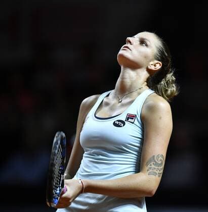 Karolina PLISKOVA (CZE) enttäuacht Tennis Damen 21.04.2016 Porsche Tennis Grand Prix GP Stuttgart 2016 Porsche-Arena 16.04.-24.04.2016 Porsche Tennis Grand Prix Stuttgart 2016