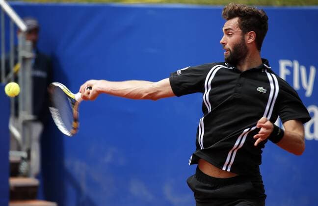BARCELONA -april 22- SPAIN: Benoit Paire during the match against Marek Jaziri, corresponding to the 1 8 final of the Open Banc Sabadell, 64 Trophy Conde de Godo, played on the RCT Barcelona1899, on april 22, 2016. Photo: Joan Valls Urbanandsport Cordon Press  xJoanxValls Urbanandsportx xBARCELONA-OPEN-BANC-SABADELL-TENNISx