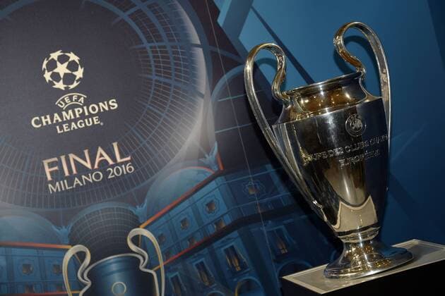 Mailand 22 04 2016 - Champions League Trophy im Mailänder Palazzo Marino DanielexBuffa - Champions League Trophäe, Pokal 