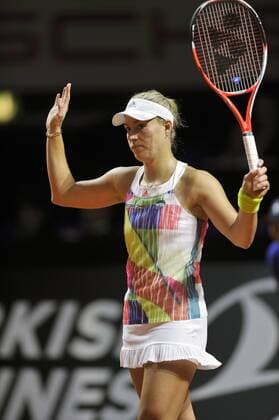 Angelique KERBER (GER) , Aktion,Einzelbild, angeschnittenes Einzelmotiv, Halbfigur,halbe Figur. Tennis Porsche Tennis Grand Prix 2016,am 22.04.2016. Porsche Arena in Stuttgart.