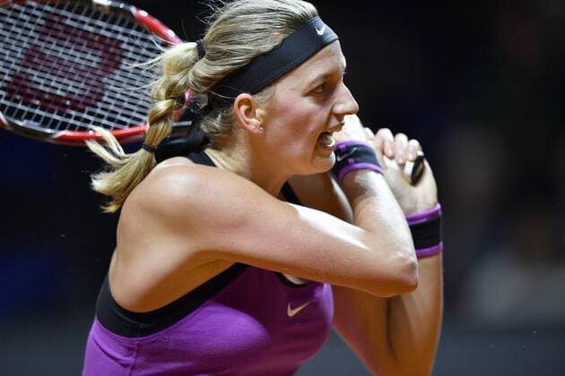 Petra Kvitova (CZE) Aktion Tennis Damen 22.04.2016 Porsche Tennis Grand Prix GP Stuttgart 2016 Porsche-Arena 16.04.-24.04.2016 Porsche Tennis Grand Prix Stuttgart 2016