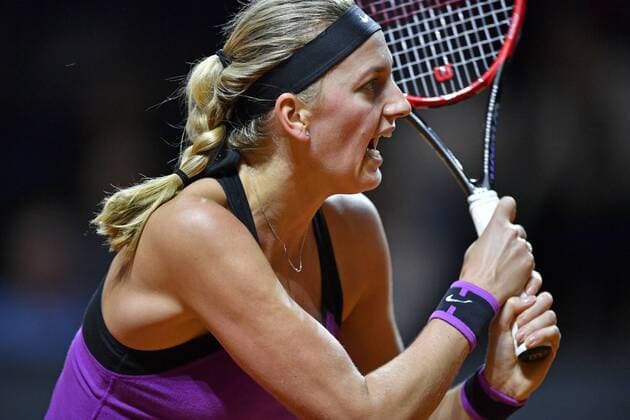 Petra Kvitova (CZE) Aktion Tennis Damen 22.04.2016 Porsche Tennis Grand Prix GP Stuttgart 2016 Porsche-Arena 16.04.-24.04.2016 Porsche Tennis Grand Prix Stuttgart 2016