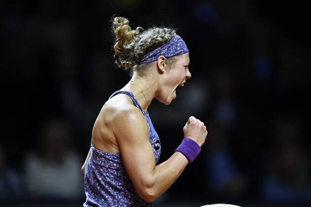 Laura Siegemund (GER) Jubel jubelt über gewonnenen Punkt Tennis Damen 22.04.2016 Porsche Tennis Grand Prix GP Stuttgart 2016 Porsche-Arena 16.04.-24.04.2016 Porsche Tennis Grand Prix Stuttgart 2016