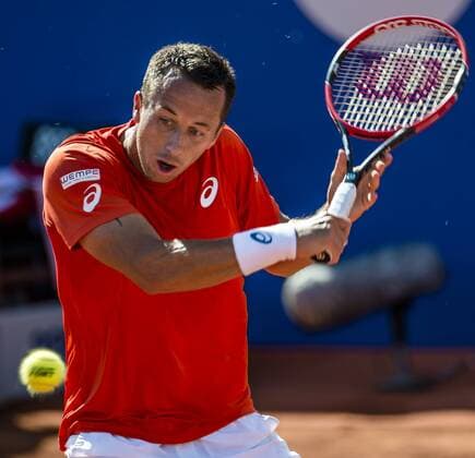 Bilder des Tages - Sport April 23, 2016 - Barcelona, Catalonia, Spain - PHILIPP KOHLSCHREIBER of Germany returns the ball to Rafael Nadal of Spain during their semi-final at the Barcelona Open Banc Sabadell 2016. Nadal won 6:3, 6:3 Tennis 2016 - Barcelona Open - Day 6 - ZUMAo105