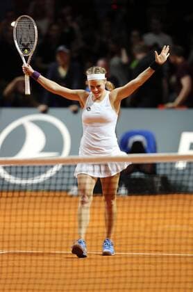 Stuttgart Porsche Tennis Grand Prix 2016, Laura Siegemund (GER) jubelt über den Einzug ins Finale