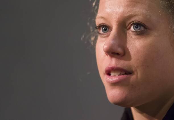 Laura SIEGEMUND, GER Halbfigur, Freisteller , Aktion, Einzelbild, Portrait, Porträt, beim Halbfinale Tennis Grand Prix Porsche Damen WTA Tennis Damen in Stuttgart , 23.04.2016