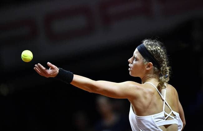 Laura SIEGEMUND (GER) Finale Tennis Damen 24.04.2016 Porsche Tennis Grand Prix GP Stuttgart 2016 Porsche-Arena 16.04.-24.04.2016 Porsche Tennis Grand Prix Stuttgart 2016